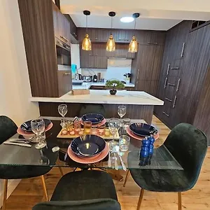 Comfortable Two Bedroom Flat Apartment Brighton